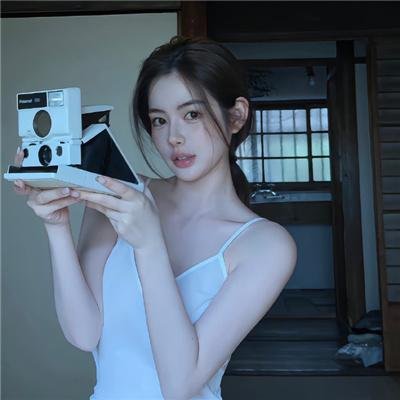 女人是英雄